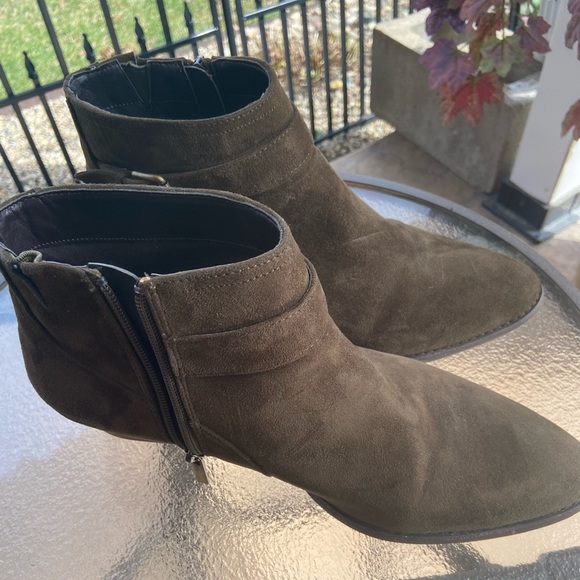 Comfort View Boots good condition 11W woman’s chocolate brown - Picture 6 of 7